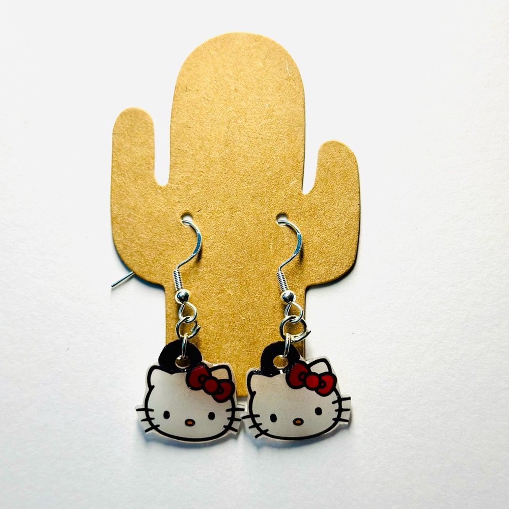 Hello kitty earrings